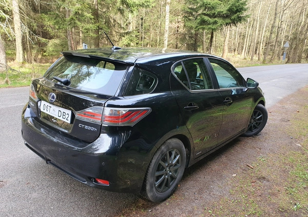 Lexus CT cena 36900 przebieg: 320000, rok produkcji 2012 z Wałbrzych małe 92